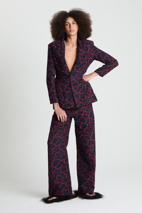 Calça Rachaduras Vermelhas